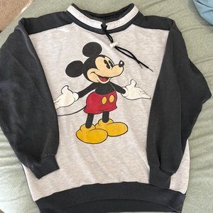Disney Mickey Mouse sweatshirt